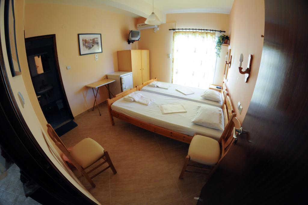 Nefeli Rooms 페프키 객실 사진